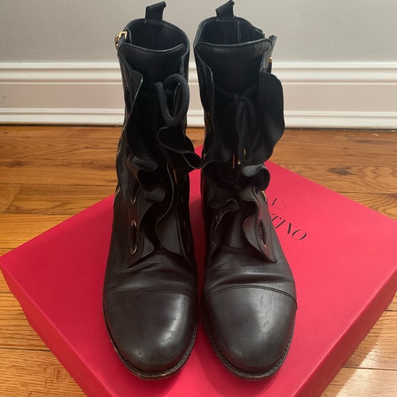 Kardashian Fave Valentino Leather Moto Boot 39.5 - Picture 8 of 8